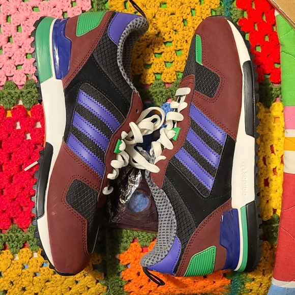 Adidas - Picture 5 of 5